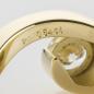Preview: Ein Ring aus 585er Gelbgold mit einem 0.54ct Brillanten