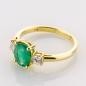 Preview: Ring aus 585er Gold mit einem 1.30ct Smaragd und 0.28ct Brillanten