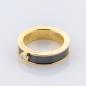 Preview: Ring aus 750er Gelbgold mit Keramikinlay und 0.04ct Diamant