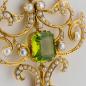 Preview: Anhänger aus 15 Karat Gelbgold mit Peridots und Saatperlen