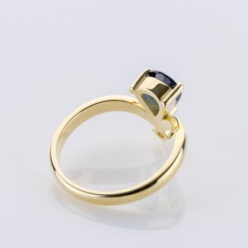 Preview: Ring in 14K Yellow Gold with 1.1 ct Sapphire and 0.10 ct Diamond
