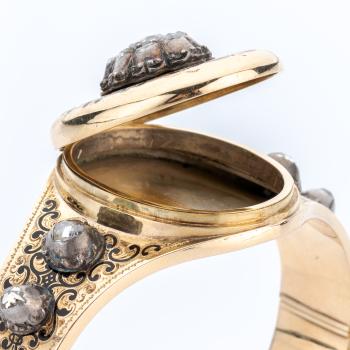 Preview: Antiker Armreif 585er Gold mit 1.0ct Diamanten