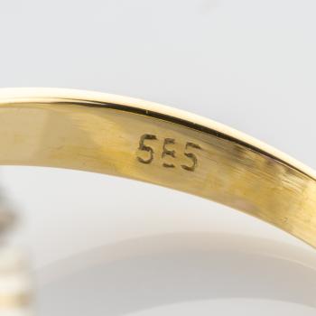 14k gold ring with an 2.0ct amethyst and 0.50ct diamonds