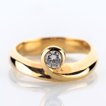 Ring aus 585er Gelbgold mit 0.30ct Brillant