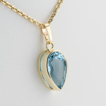 Preview: Anhänger aus 585er Gelbgold mit 3,65 ct Aquamarin