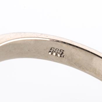 Damenring 585er Gold mit einem 1.43ct Saphir und 0.10ct Brillant