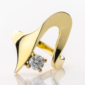 Ring aus 585er Gold mit einem 0.55ct Brillant