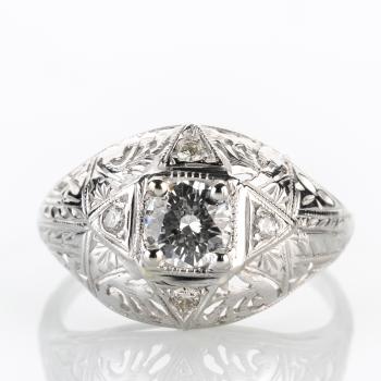 Art Deco Ring 750er Gold mit 0.58ct Brillanten