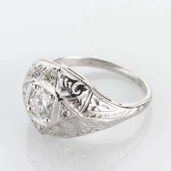 Art Deco Ring 750er Gold mit 0.58ct Brillanten