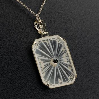 Preview: Art Deco Anhänger aus 585er Weißgold mit Brillant