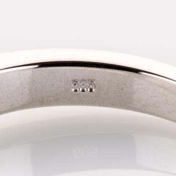 Ring aus 585er Weißgold mit 0.55ct Brillant