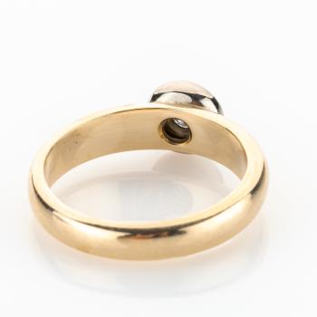 Preview: Ring aus 585er Gelb- und Weißgold mit 0.12ct Brillant