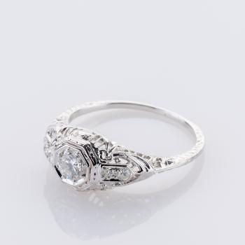Preview: Ring aus 750er Weißgold mit 0,40 ct Brillanten