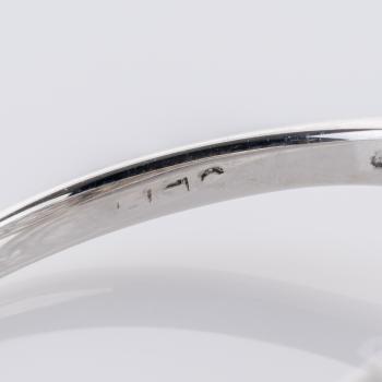 Ring aus 585er Weißgold mit 0,30 ct Diamant