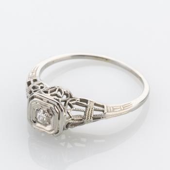 Art Deco Ring aus 585er Weißgold mit Brillant