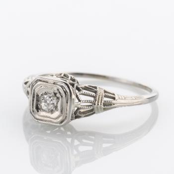 Art Deco Ring aus 585er Weißgold mit Brillant