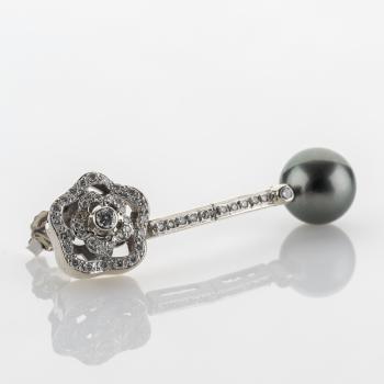 Preview: 18k white gold ear studs with 1.0ct diamonds and Tahitian pearls