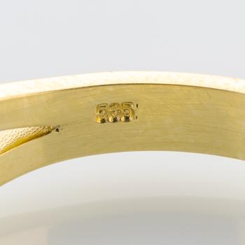 14k gold ring with a 0.37ct diamond