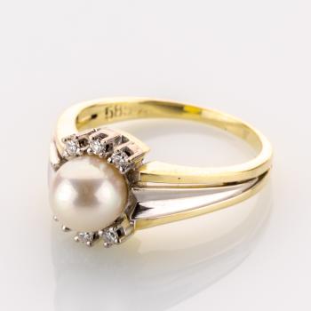 Preview: Vintage Ring aus 585er Gold mit Perle und Brillanten