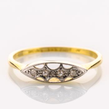 Antiker Ring aus 750er Gold mit Diamanten