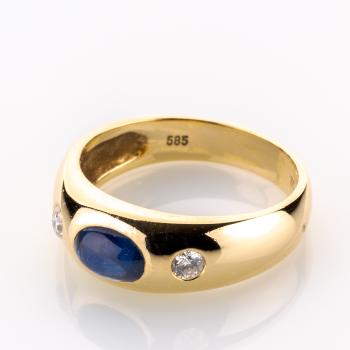 14k gold ring with a 1.0ct sapphire and 0.20ct diamonds