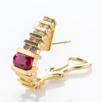 Vintage 14k gold earrings with 1.50ct rubies and 0.50ct diamonds