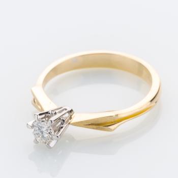 Preview: Ring aus 585er Gold mit einem 0.25ct Brillant