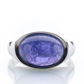 Platinum ring with a 4.0ct tanzanite