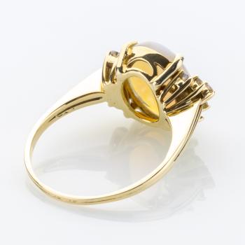 Preview: Ring aus 585er Gold mit Opal und 0.20ct Brillanten