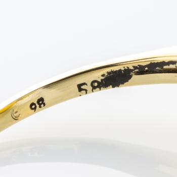 Ring aus 585er Gold mit Opal und 0.20ct Brillanten