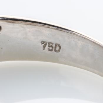 Ring aus 750er Weißgold mit 1.0ct Tansaniten und 0.26ct Brillanten