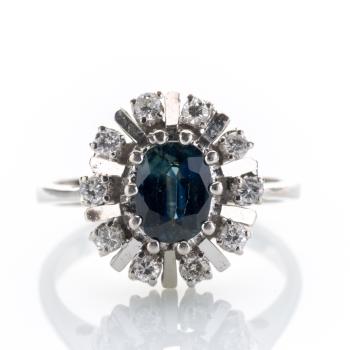 Ring aus 585er Weißgold mit 1.0ct Saphir und 0.20ct Brillanten