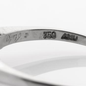 Ring aus 750er Gold mit Perle und 0.25ct Brillanten