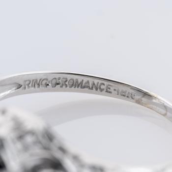 Ring aus 750er Weißgold mit 0.04ct Brillant