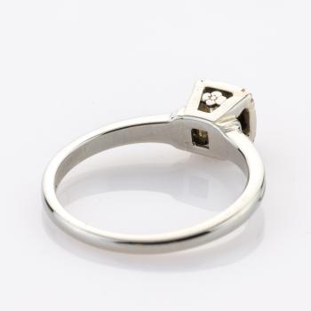 Preview: Art Deco Ring aus 750er Weißgold mit Brillant