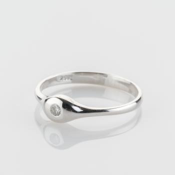 Preview: Ring aus 585er Weißgold mit 0.03ct Brillant