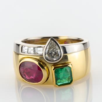 Preview: Ring aus 750er Gold mit 0.60ct Diamanten, 0.60ct Smaragd und 2.0ct Rubin