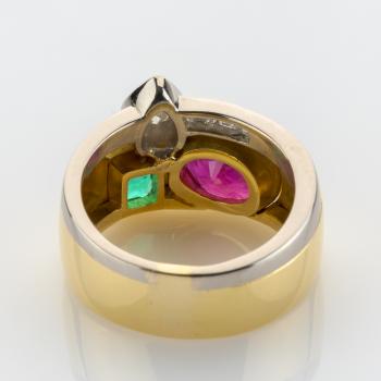 Preview: Ring aus 750er Gold mit 0.60ct Diamanten, 0.60ct Smaragd und 2.0ct Rubin