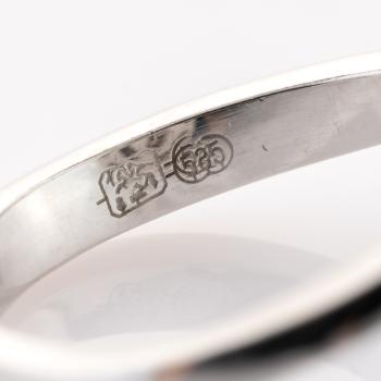 Ring aus 585er Weißgold mit 0.70ct Brillanten