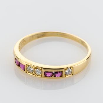 Vintage Ring aus 750er Gold mit Rubinen und 0.12ct Brillanten