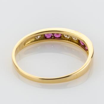 Vintage Ring aus 750er Gold mit Rubinen und 0.12ct Brillanten