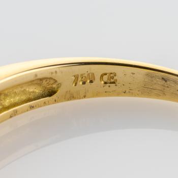 Vintage Ring aus 750er Gold mit Rubinen und 0.12ct Brillanten