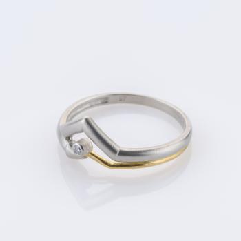 Preview: Ring aus 750er Gelbgold und Platin mit 0.02ct Diamant