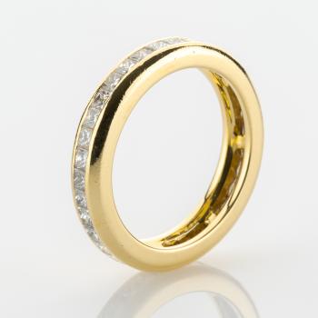 Preview: Ring aus 750er Gold mit 1.80ct Diamanten