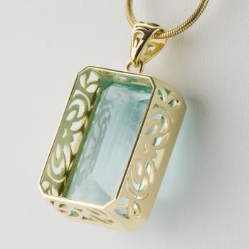14k gold pendant with an 45.22ct aquamarine