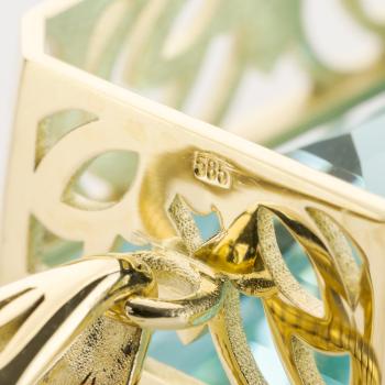 14k gold pendant with an 45.22ct aquamarine