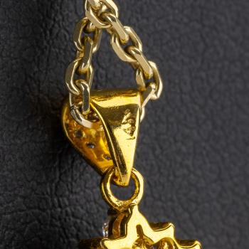 Preview: Opal and 0.25 ct Diamond Pendant in 14K Yellow Gold