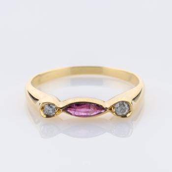 0.20ct Ruby and 0.08ct Diamond Ring in 18K Yellow Gold
