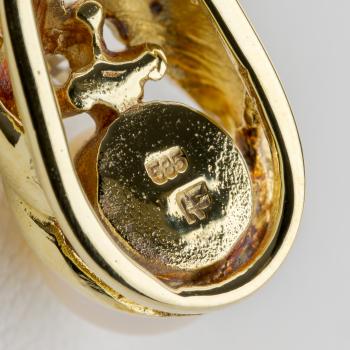 Preview: Pearl and 0.02 Carat Diamond Pendant in 14k Yellow Gold