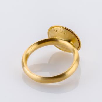 Preview: Ring aus 750 Gelbgold mit Perle